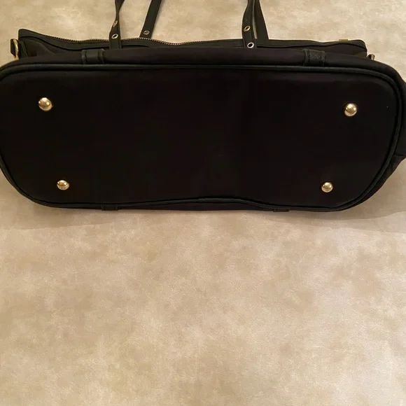 Black Nylon Tote Bag - Picture 4 of 10